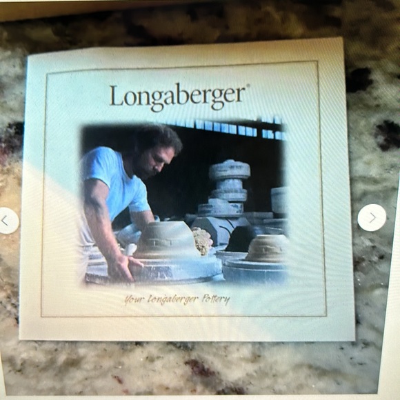 Longaberger Paprika 2 Qt. Pitcher - Picture 8 of 8